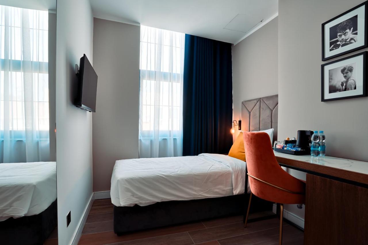 Hotel Cinematique à Mosta Extérieur photo